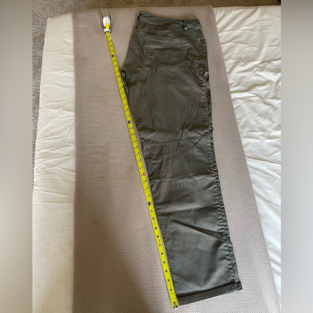 Lululemon ABC Pants - Men’s Size 36